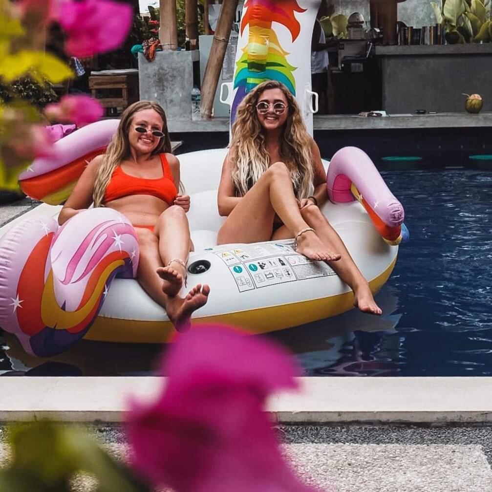 Castaway Hostel Canggu Zewnętrze zdjęcie